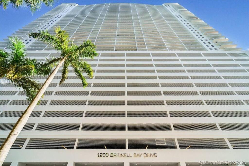 Ferienwohnung Luxurious Private Unit With Parking Miami Exterior foto